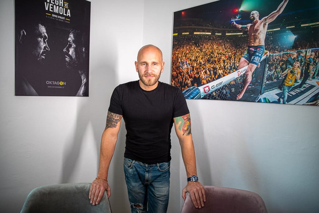 Pavol Neruda osobne a motivačne rozpovedal svoj príbeh a povedal aj to, prečo sa rozhodol založiť projekt OKTAGON MMA