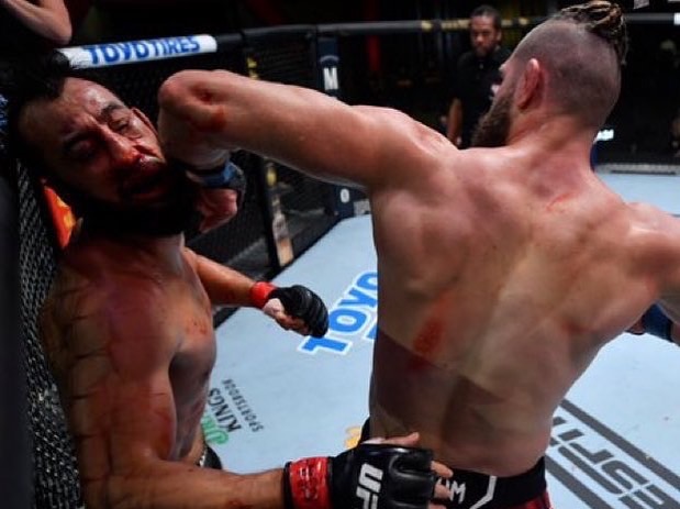 AKTUÁLNE: Jiří Procházka si vybojoval boj o titul! Výsledky a highlighty z UFC Fight Night