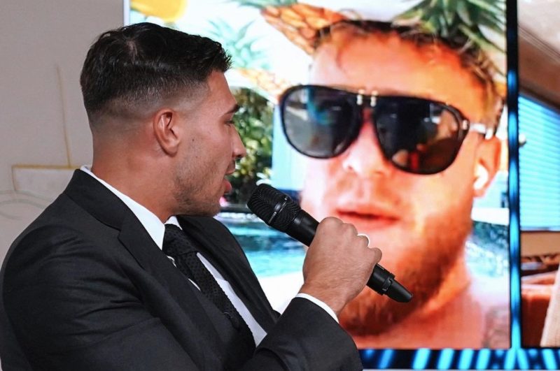 Tommy Fury vysvetľuje prečo odstúpil zo zápasu s Jakeom Paulom