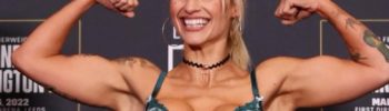 Kráska Ebanie Bridges je novou šampiónkou v boxe! V minulosti priznala predaj špinavých ponožiek fetišistovi kvôli peniazom