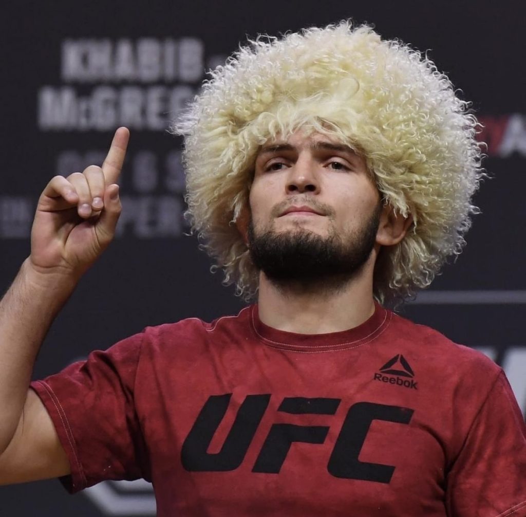 Už nadchádzajúcu sobotu by sme mali byť svedkami velkolepého turnaja UFC 276: Adesanya vs Cannonier. Celá hlavná karta je naložená menami ako O'Malley, Strickland alebo Pereira.