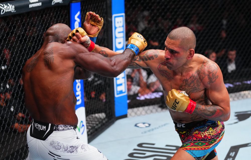 McGregor a ďalší bojovníci reagujú na skvelý titulový zápas Pereira vs Rountree