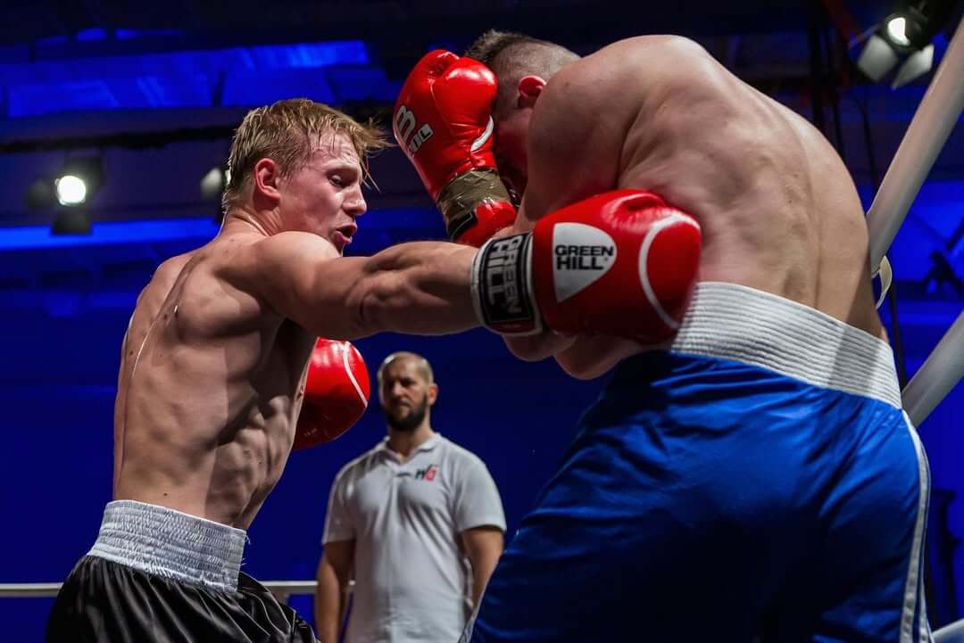 Trénuje aj s Lajošom Kleinom a teraz mieri do ringu. Slovenský šampión bude čeliť olympionikovi